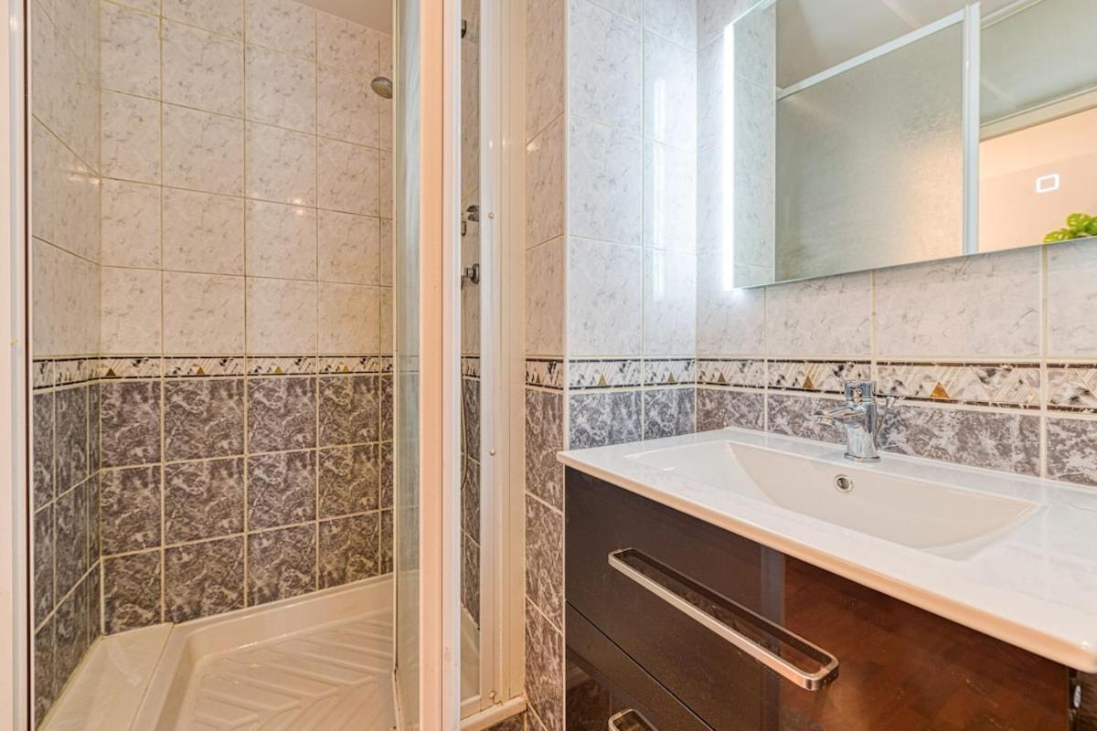 2 Rooms, Scandinavian Spirit, Free Wifi Fontaine  المظهر الخارجي الصورة